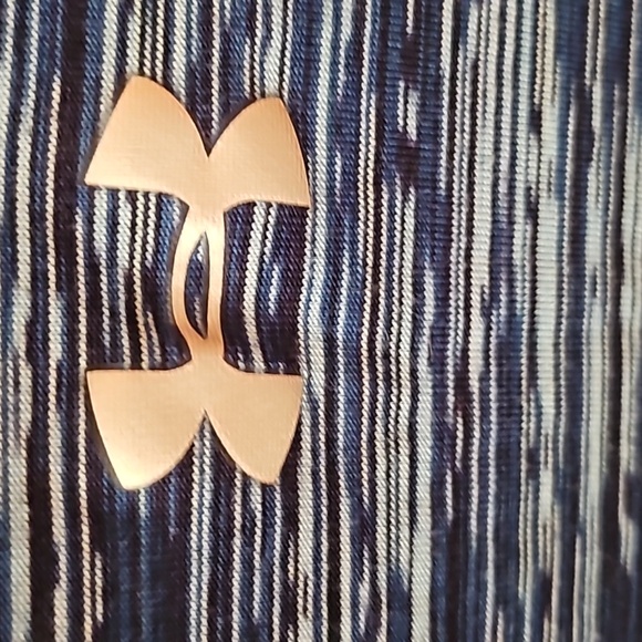 Under Armour UV 50 Exercise/Yoga/Rash Guard- S - Picture 2 of 7